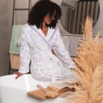 Μπουρνούζι Anais λουλουδάτο με κουκούλα