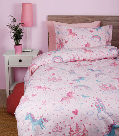 Παιδικό σεντόνι Fairytale με μονόκερους, κάστρα και ουράνια τόξα – 100% βαμβάκι
