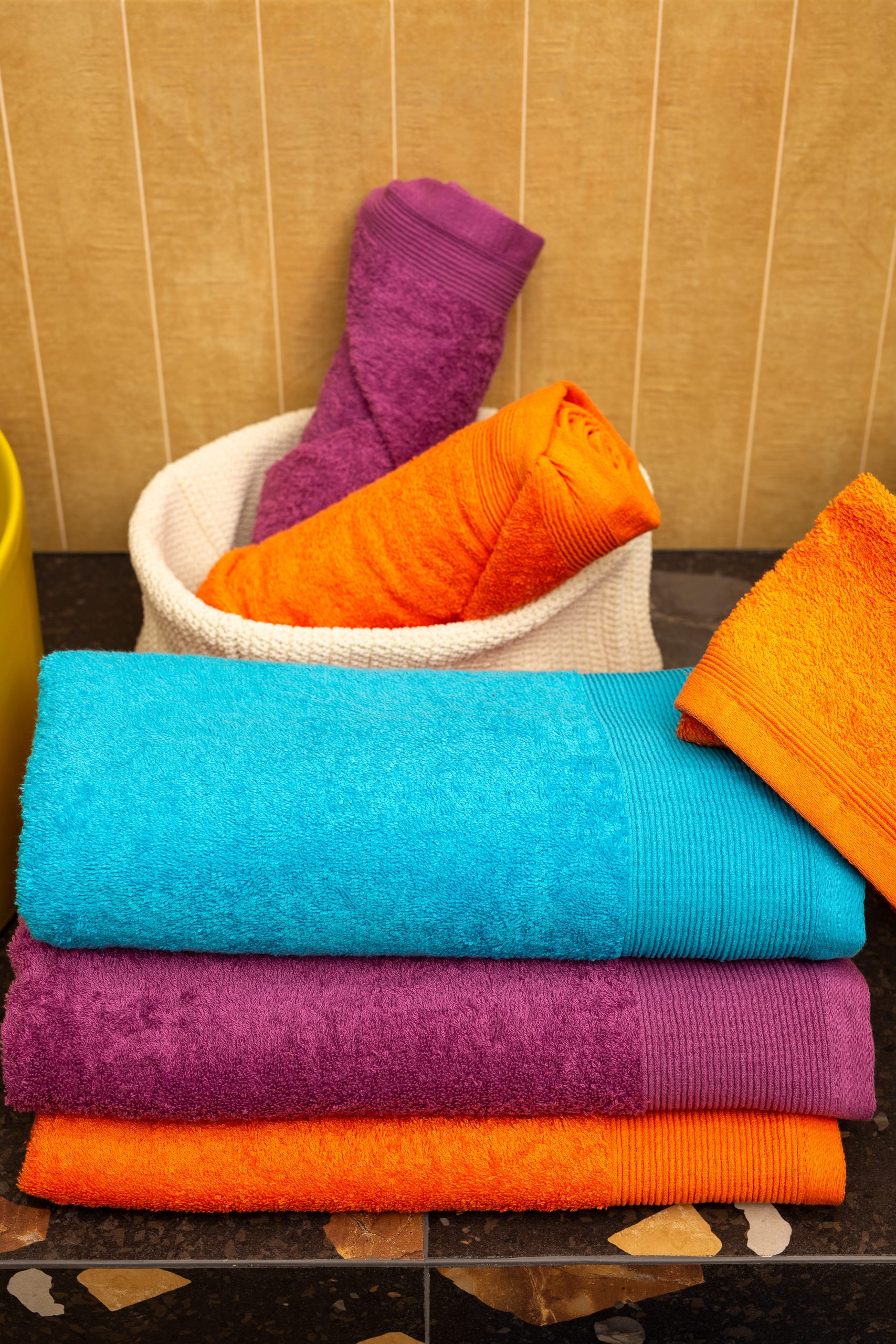 Μονόχρωμες πετσέτες Olivia