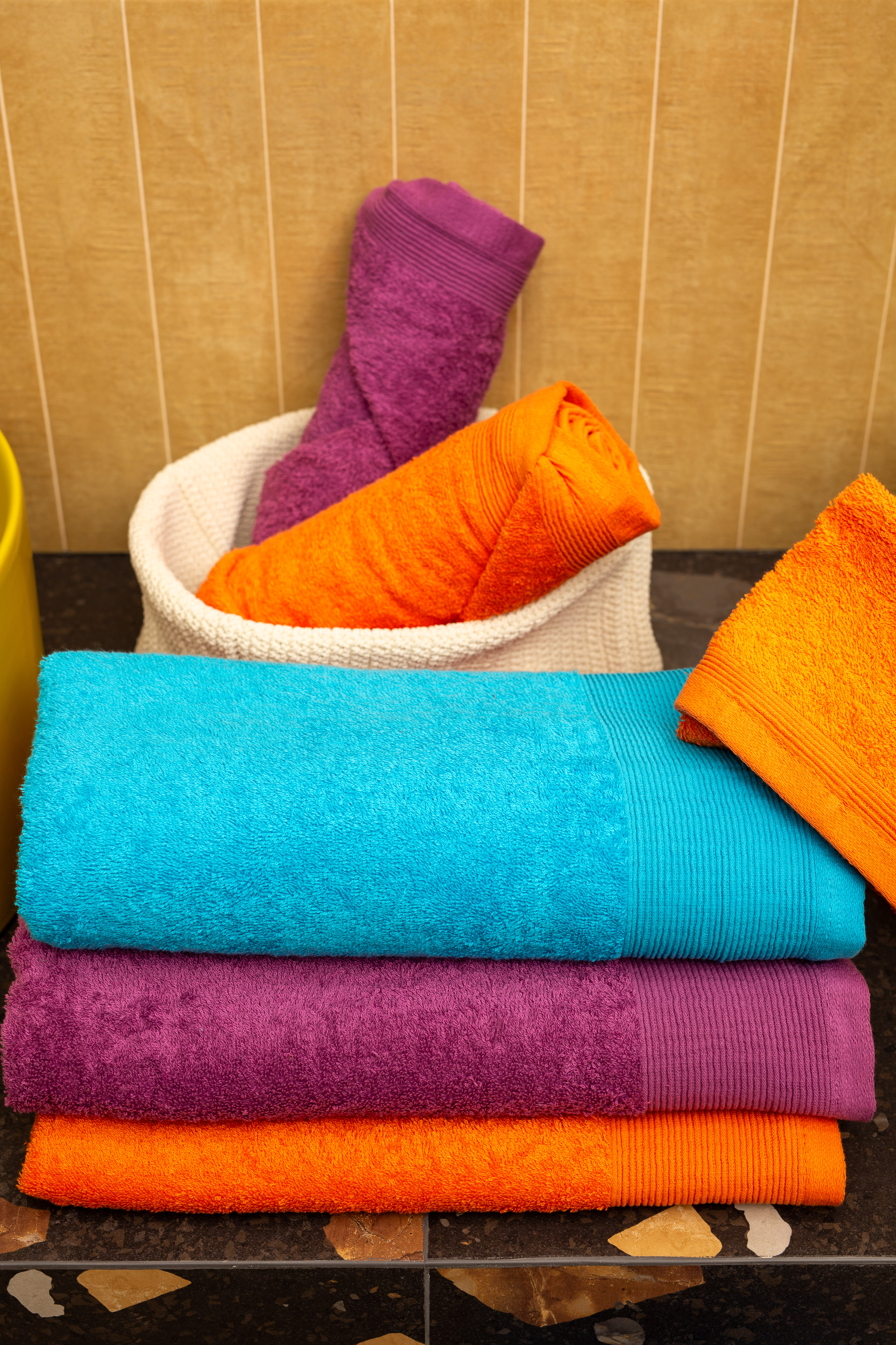 Μονόχρωμες πετσέτες Olivia